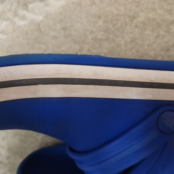 CROCS Blue Crocband Clogs J1 Size 1 Youth - Picture 9 of 16